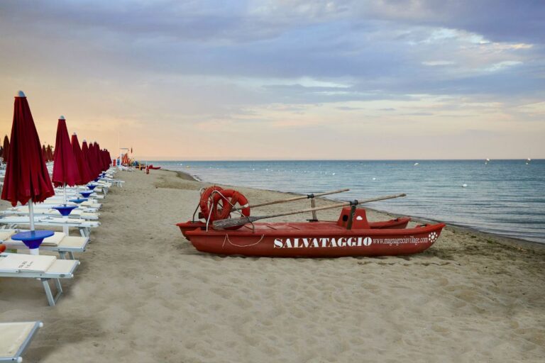 magna-grecia-village-spiaggia-01